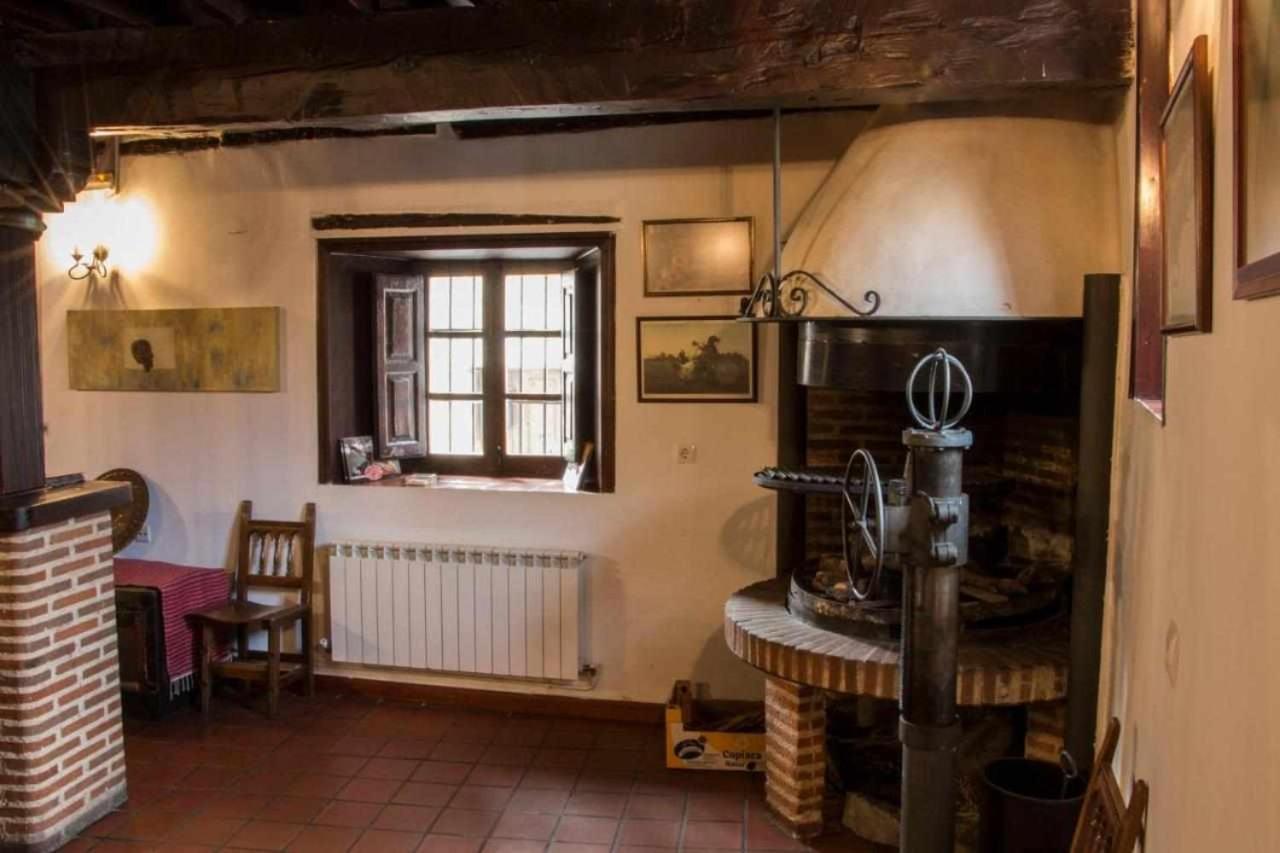 Casa Rural Paco Munogalindo Exteriör bild